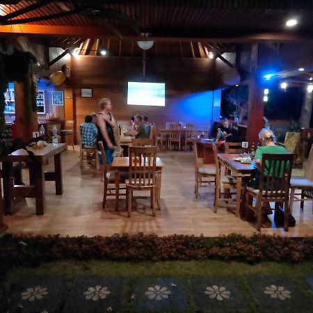 Medewi Beach Inn Pulukan Buitenkant foto